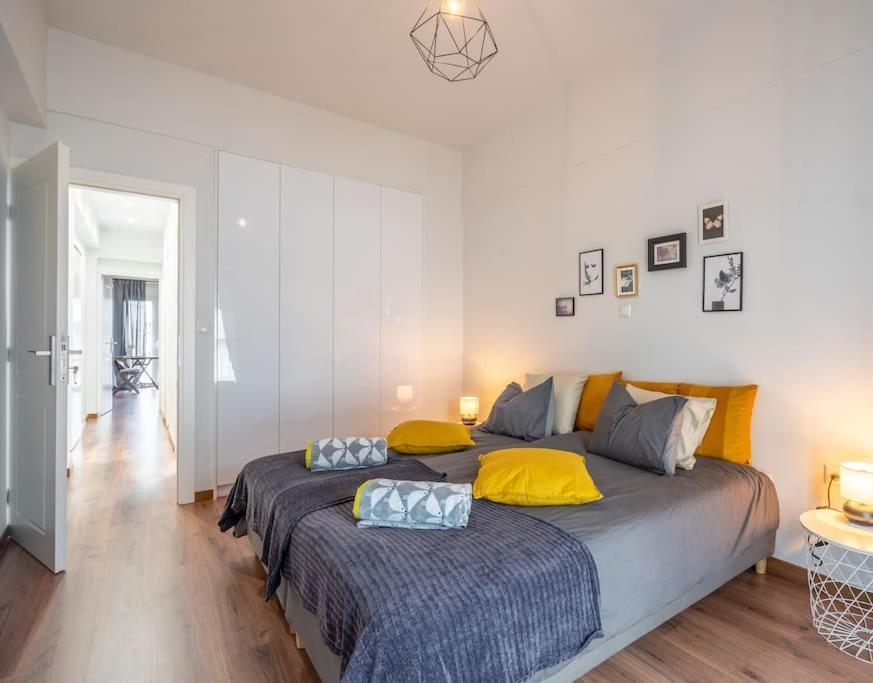 Modernised Athenian Apartment /W 2Br & 2Ba Buitenkant foto