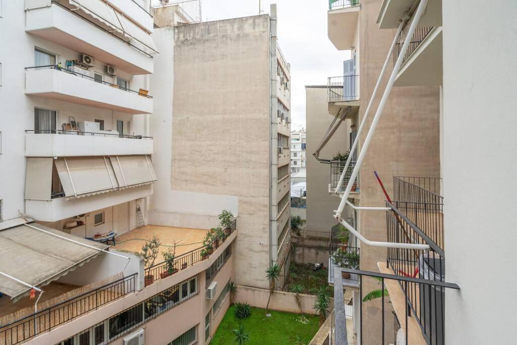 Modernised Athenian Apartment /W 2Br & 2Ba Buitenkant foto